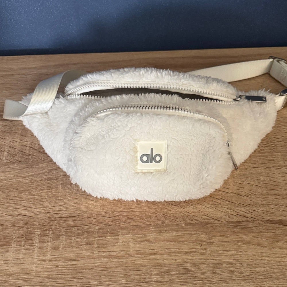 ALO Yoga White Sherpa Belt Bag